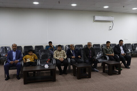 دیدار جمعی از خانواده شهدا و ایثارگران اهواز با نماینده ولی فقیه در خوزستان