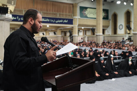 تجمع دانشجویان انقلابی دانشگاه آزادقم به روایت تصویر