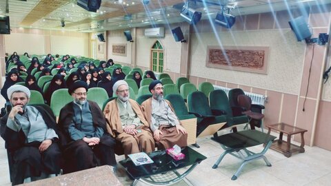 تصاویر/ برگزاری دو اختتامیه استانی جشنواره نورالثقلین و همایش بیانیه گام دوم انقلاب