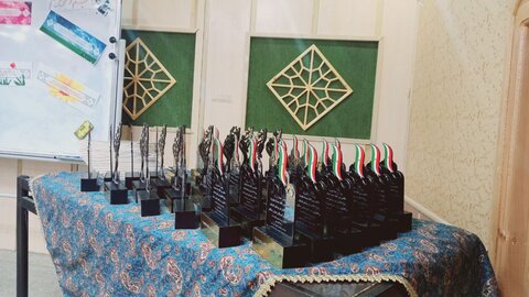 تصاویر/ برگزاری دو اختتامیه استانی جشنواره نورالثقلین و همایش بیانیه گام دوم انقلاب