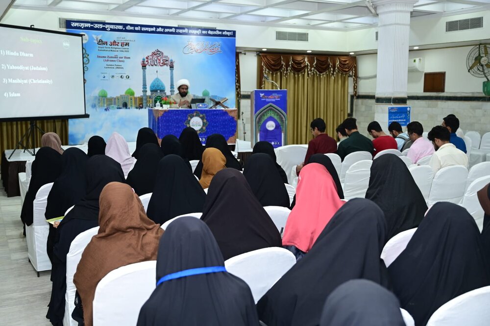 حضرت خدیجہ (س) کی فداکاری اور ایثا ناقابلِ فراموش : حجۃ الاسلام مولانا علی عباس خان