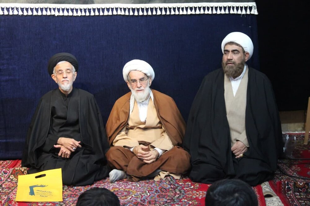 مراسم اعتکاف باید فراتر از عبادات فردی باشد