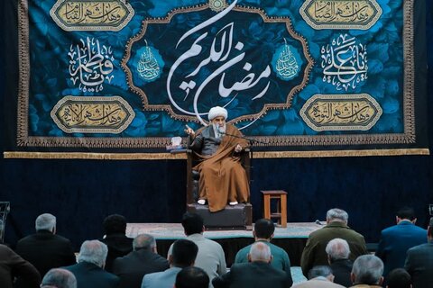 تصاویر/ مراسم شب های ماه رمضان در مسجد جنرال ارومیه