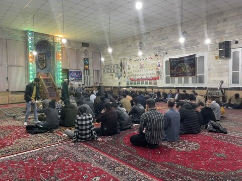 تصاویر/ برگزاری محافل انس با قرآن کریم در مساجد سلماس به همت مدرسه علمیه این شهرستان