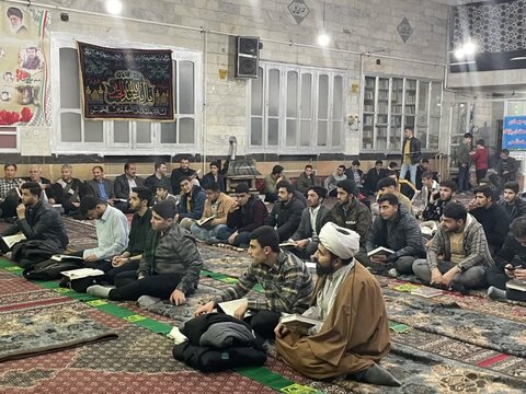 تصاویر/ برگزاری محافل انس با قرآن کریم در مساجد سلماس به همت مدرسه علمیه این شهرستان