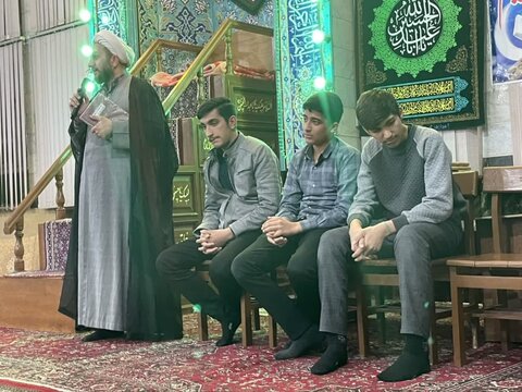 تصاویر/ برگزاری محافل انس با قرآن کریم در مساجد سلماس به همت مدرسه علمیه این شهرستان