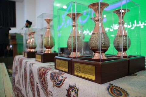 تصاویر|همایش تجلیل از استعدادهای برتر حوزه علمیه اصفهان