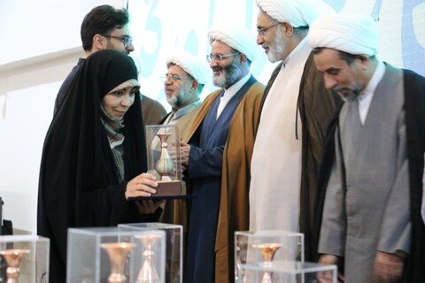 تصاویر|همایش تجلیل از استعدادهای برتر حوزه علمیه اصفهان