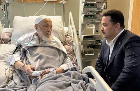 عراقی وزیرِ اعظم کی آیت اللہ العظمی اسحاق فیاض کی عیادت