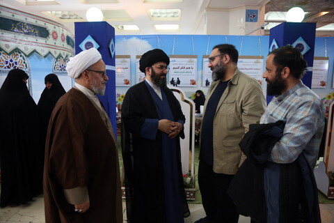 تصاویر/ بازدیدحجت الاسلام والمسلمین سید مصطفی حسینی، نماینده ولی فقیه و امام جمعه زنجان از سی و دومین نمایشگاه بین المللی قرآن کریم