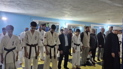 محفل انس با قرآن کریم و یادواره باشگاه محور به یاد شهید ورزشکار حسن جزینی زاده در شهر کرمان