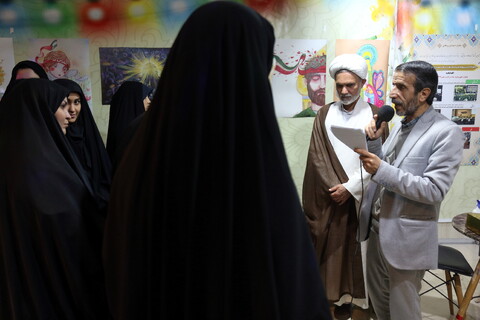 تصاویر/ غرفه گفتمان مقاومت و شهدای روحانی در بخش حوزوی سی و دومین نمایشگاه بین المللی قرآن کریم