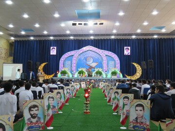 تصاویر/ محفل دانش آموزی انس با قرآن در برازجان