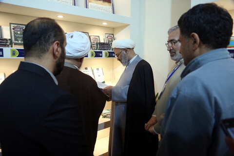 تصاویر/ بازدید رئیس کمیسیون اصل ۹۰ مجلس از بخش حوزوی نمایشگاه قرآن