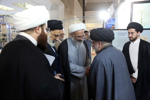 تصاویر/ بازدید رئیس کمیسیون اصل ۹۰ مجلس از بخش حوزوی نمایشگاه قرآن
