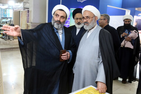 تصاویر/ بازدید رئیس کمیسیون اصل ۹۰ مجلس از بخش حوزوی نمایشگاه قرآن