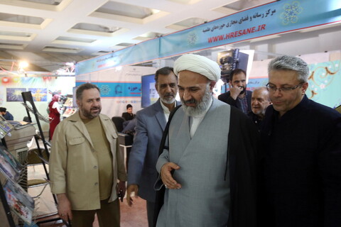 تصاویر/ بازدید رئیس کمیسیون اصل ۹۰ مجلس از بخش حوزوی نمایشگاه قرآن