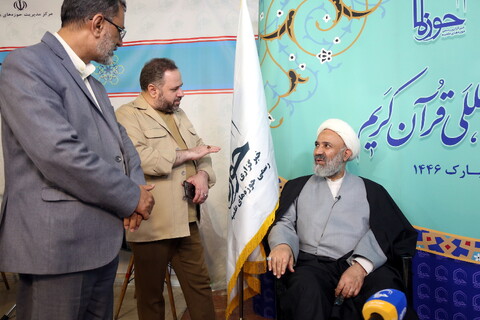 تصاویر/ بازدید رئیس کمیسیون اصل ۹۰ مجلس از بخش حوزوی نمایشگاه قرآن