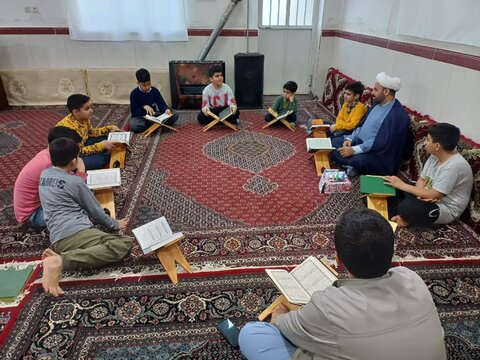 تصاویر/مراسم جزخوانی قرآن با محوریت «زندگی با آیهها» در روستای یغواسی کامیاران