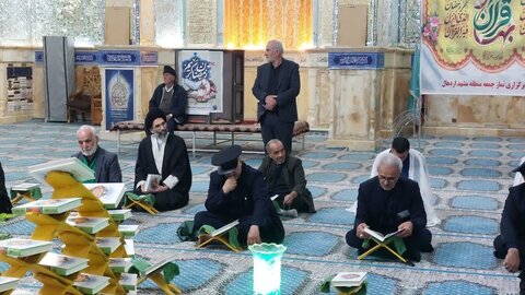 تصاویر/ میهمانی امام جمعه کاشان در جلسه قرائت قرآن حضرت علی بن باقر(ع) و جوادالائمه روستای علوی
