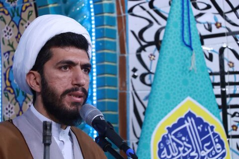 تصاویر/ اقامه نماز جمعه تکاب