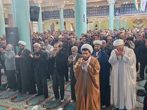 تصاویر/ اقامه نماز جمعه تکاب