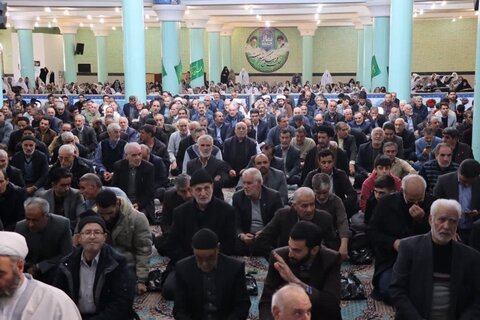 تصاویر/ اقامه نماز جمعه تکاب