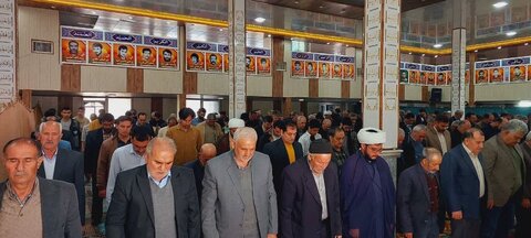 تصاویر/ اقامه نماز جمعه شهر کشاورز