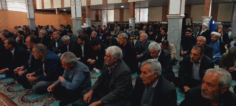 تصاویر/ اقامه نماز جمعه شهر کشاورز