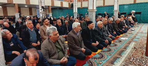 تصاویر/ اقامه نماز جمعه شهر کشاورز