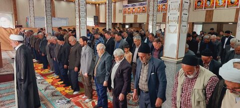 تصاویر/ اقامه نماز جمعه شهر کشاورز