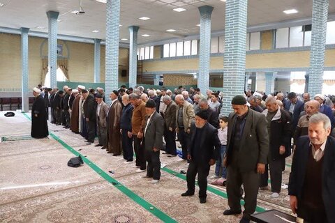 تصاویر/ آیین عبادی سیاسی نماز جمعه نوشین شهر