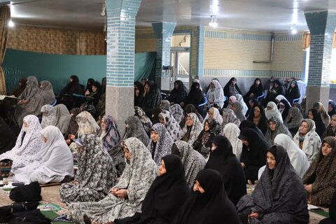 تصاویر/ آیین عبادی سیاسی نماز جمعه نوشین شهر