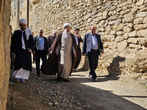 تصاویر/ دیدار حجت‌الاسلام والمسلمین پورذهبی با ماموستا عثمان زرین؛ امام جمعه روستای اندرآب سنندج
