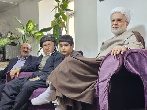 تصاویر/ دیدار حجت‌الاسلام والمسلمین پورذهبی با ماموستا عثمان زرین؛ امام جمعه روستای اندرآب سنندج