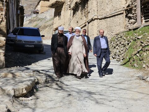 تصاویر/ دیدار حجت‌الاسلام والمسلمین پورذهبی با ماموستا عثمان زرین؛ امام جمعه روستای اندرآب سنندج