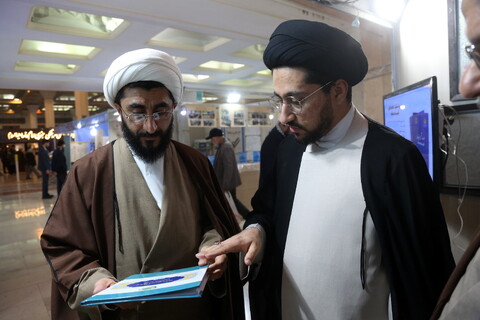 تصاویر/ حال و هوای بخش حوزوی درنهمین روز نمایشگاه بین المللی قرآن کریم