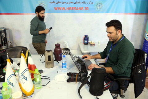 تصاویر/ حال و هوای بخش حوزوی درنهمین روز نمایشگاه بین المللی قرآن کریم