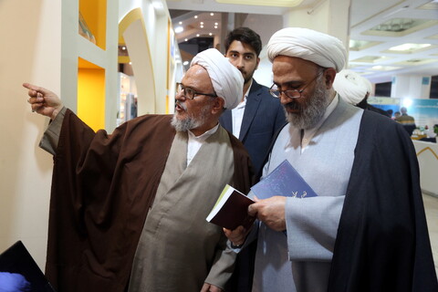 تصاویر/ حال و هوای بخش حوزوی درنهمین روز نمایشگاه بین المللی قرآن کریم