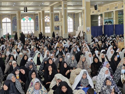 تصاویر اقامه نماز جمعه خرم آباد