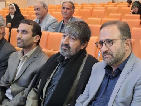 تصاویر/ برگزاری سومین جشن گلریزان در آران و بیدگل