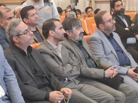 تصاویر/ برگزاری سومین جشن گلریزان در آران و بیدگل