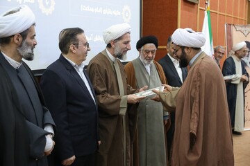 تصاویر / مراسم اجلاسیه نماز با حضور نماینده ولی فقیه در استان قزوین