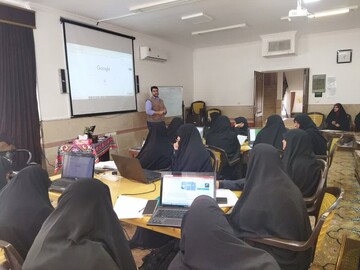 کارگاه‌های هوش مصنوعی در مدارس علمیه خواهران استان یزد برگزار شد