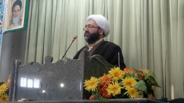 انتقاد امام جمعه جویین از عدم پیشرفت ساخت درمانگاه تأمین اجتماعی