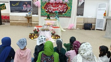 فیلم| ضیافت افطاری کودکان بهزیستی در حوزه علمیه خواهران بوشهر