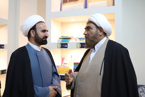 تصاویر/ بازدید مدیر حوزه‌ علمیه قزوین از بخش حوزوی سی و دومین نمایشگاه بین‌المللی قرآن کریم