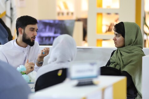 تصاویر/ حال و هوای بخش حوزوی در دهمین روز نمایشگاه بین المللی قرآن کریم