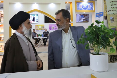 تصاویر/ حال و هوای بخش حوزوی در دهمین روز نمایشگاه بین المللی قرآن کریم