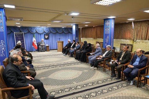 تصاویر | جلسه سیاستگذاری و برنامه ریزی روز جهانی قدس و یوم الله 12 فروردین